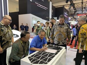 Bos Jalan Tol Jusuf Hamka Borong 100 Mobil Listrik Wuling!