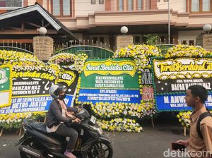Hamzah Haz Wafat, Pemprov Bali Imbau Kibarkan Bendera Setengah Tiang Hamzah Haz Wafat, Pemprov Bali Imbau Kibarkan Bendera Setengah Tiang