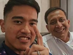 Kaesang Ajak Gen Z Bojonegoro Pilih Setyo Wahono di Pilbup 2024 Kaesang Ajak Gen Z Bojonegoro Pilih Setyo Wahono di Pilbup 2024
