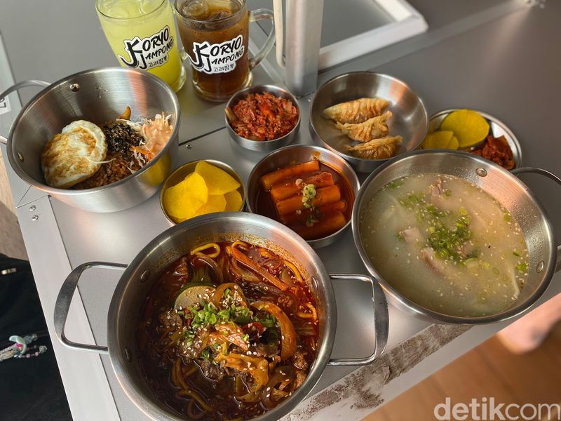 Koryo Jjampong: Restoran Korea bergaya ala Pasar Gwangjang di Korea.