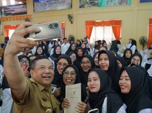 Ratusan Guru di Inhu Terima SK PPPK dari Pj Gubernur Riau SF Hariyanto
