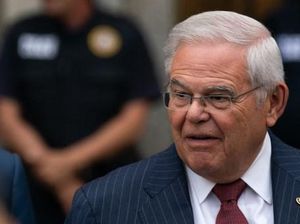 Senator AS Robert Menendez Mundur Usai Terbukti Bersalah di Kasus Korupsi