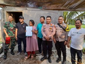 Makam Nyi Roro Kidul Buatan Warga di Tangerang Akhirnya Dibongkar Makam Nyi Roro Kidul Buatan Warga di Tangerang Akhirnya Dibongkar