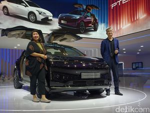 Daya Tarik Mobil Listrik AION Hyptec HT: Pintu Sayap, Baterai Tahan Bocor