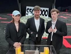 Co-Host YouTube MrBeast Jadi Transgender, Mundur Usai Dituduh Grooming Anak