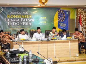 HNW Harap Buku Konsensus Ulama Fatwa Indonesia Masuk Kurikulum di Sekolah HNW Harap Buku Konsensus Ulama Fatwa Indonesia Masuk Kurikulum di Sekolah