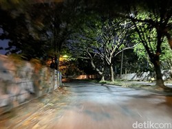 Merinding! Heboh Suara Tangis Wanita di Sekitar Masjid Al-Akbar Surabaya