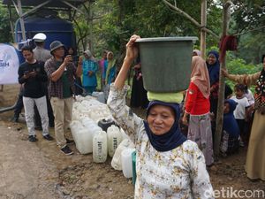 Krisis Air Bersih Landa 3 Desa di Mojokerto, 8.320 Jiwa Terdampak Krisis Air Bersih Landa 3 Desa di Mojokerto, 8.320 Jiwa Terdampak