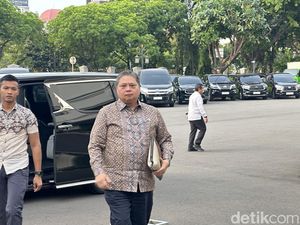 Jokowi Bertemu Perwakilan Bank Dunia di Istana, Airlangga Merapat