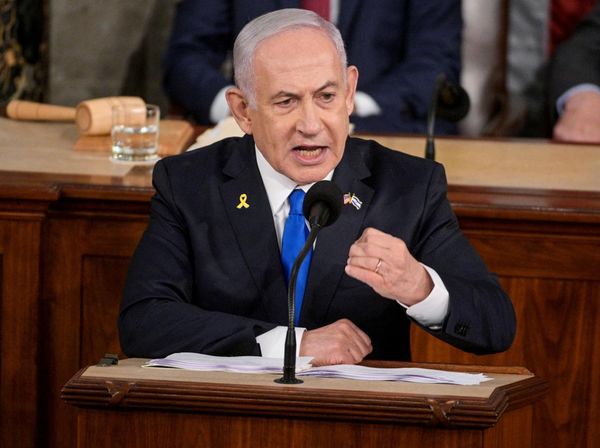 Momen PM Israel Netanyahu Pidato di Kongres AS