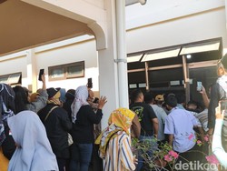 Dukuh Diduga Selingkuh, Warga Karangsewu Kulon Progo Geruduk Balai Desa