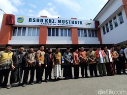 Pahlawan Nasional KHZ Musthafa Jadi Nama RSUD Pemkab Tasik