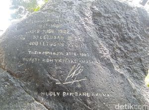 Kisah Batu Letusan Gunung Galunggung Terlempar sampai ke Tasikmalaya Kisah Batu Letusan Gunung Galunggung Terlempar sampai ke Tasikmalaya