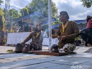 Sakralnya Jamasan Pusaka di Kulon Progo, Ada Tombak Pakualaman-Keraton Jogja Sakralnya Jamasan Pusaka di Kulon Progo, Ada Tombak Pakualaman-Keraton Jogja