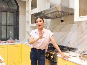 Dear Netizen, Sarwendah Beri Penjelasan Wajahnya Belum Sempurna Karena Hal Ini Dear Netizen, Sarwendah Beri Penjelasan Wajahnya Belum Sempurna Karena Hal Ini