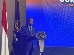 Buka Simposium Perempuan, Surya Paloh Bicara Vonis Bebas Ronald Tannur