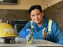 Tengku Firmansyah dan Alasan Pilih Kerja Pabrik Ketimbang Jadi Pilot di Kanada