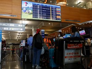 Topan Gaemi Bikin Penerbangan di Bandara Taiwan Kacau