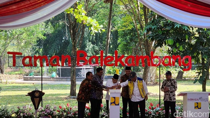 Wapres Maruf Amin meresmikan revitalisasi Taman Balekambang Solo