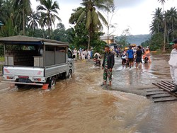 Banjir di Halmahera Tengah Mulai Surut, 1.726 Warga Masih Mengungsi