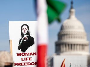 Bagaimana Kamala Harris Akan Menyikapi Iran?