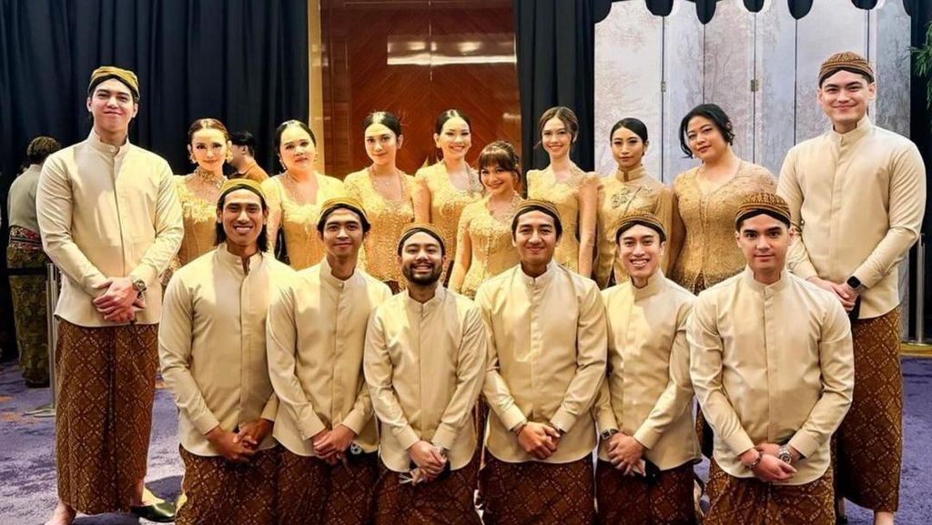 Bridesmaid Serta Groomsmen Aaliyah Massaid dan Thariq Halilintar Bridesmaid Serta Groomsmen Aaliyah Massaid dan Thariq Halilintar