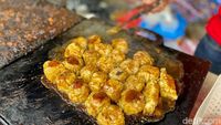 Padat Gurih! Dimsum Bakar Berbumbu Lada Hitam di Bazar Kuliner