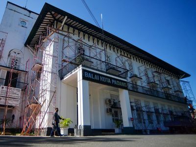 Gedung Balai Kota Lama Padang Direvitalisasi
