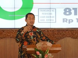 Hendrar Prihadi Imbau Pemkab Jepara Dorong UMKM Lokal di Toko Daring