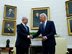 Potret PM Israel Netanyahu Bertemu Biden dan Kamala Harris Potret PM Israel Netanyahu Bertemu Biden dan Kamala Harris