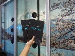 Mau Beli Kaca Film Mobil Listrik? Ada Diskon Setengah Harga di GIIAS 2024