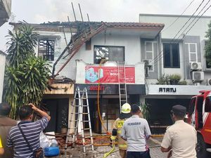 Sejumlah Ruko di Poltangan Jaksel Kebakaran, Diduga Api dari Kompor