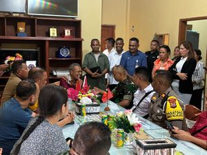 Ini Identitas Sopir yang Menabrak Mobil Eks Presiden Timor Leste Ini Identitas Sopir yang Menabrak Mobil Eks Presiden Timor Leste