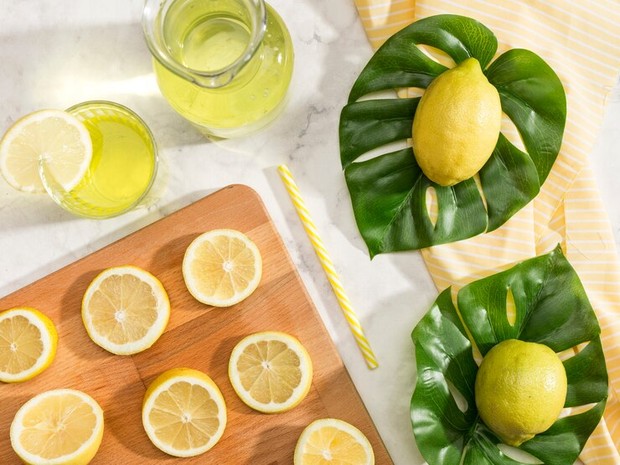 Lemon dapat meningkatkan produksi kolagen pada kulit/Foto: Freepik/@freepik Lemon dapat meningkatkan produksi kolagen pada kulit