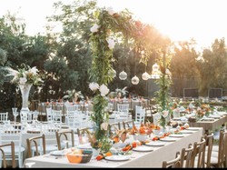 Tamu di Pesta Pernikahan Ini Kena Prank hingga Kelaparan