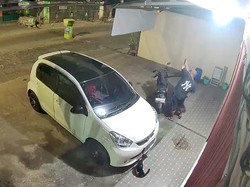 Selain Meja, Motor Pemilik Warung Bakso Bekasi Pernah Dicuri-Mobil Dibobol