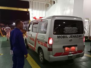 Dikira Tidur, Penumpang Asal NTB Tewas dalam Kapal di Pelabuhan Padangbai