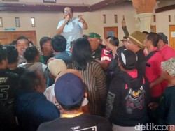 Protes Zonasi PPDB di Klaten Diwarnai Gembos Ban, 130 Casis Akhirnya Diterima
