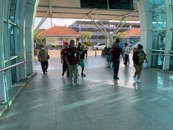 Tak Punya Uang dan Overstay, Turis Nigeria Dideportasi