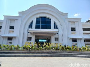 Pengaruh Gibran Pada Revitalisasi Bergaya Kolonial Pasar Jongke