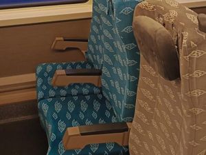 Terjadi Lagi Bantal Canggih Kereta Cepat Whoosh Dicuri Terjadi Lagi Bantal Canggih Kereta Cepat Whoosh Dicuri