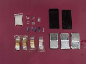 Jual Sabu Demi Main Judol, 2 Sopir Sayuran Diringkus Polisi di Cianjur