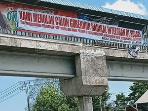 Heboh Spanduk Tolak Cagub Sulsel Intoleran di Makassar, Bawaslu Tertibkan Heboh Spanduk Tolak Cagub Sulsel Intoleran di Makassar, Bawaslu Tertibkan