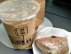 Merk Kopi Susu Populer hingga Tempat Makan di Blok M Paling Antre