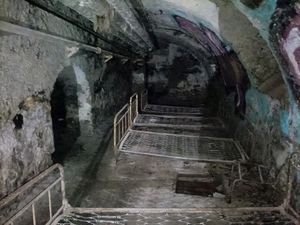Foto Basement yang Bikin Takut dan Merinding