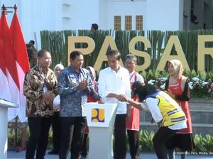 Canda Jokowi ke Pedagang Pasar Jongke: Kalau Mau Berangkat Dandan Dulu