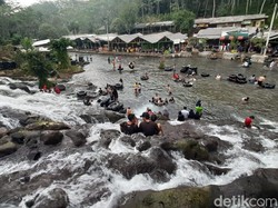 River Tubing Sumber Maron Malang, Asyik Buat Menyegarkan Diri