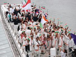 Opening Ceremony Olimpiade 2024: Indonesia Satu Kapal dengan India dan Iran