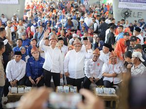 Yudha-Bahar Paslon Pertama Deklarasi Maju Pilkada Palembang Yudha-Bahar Paslon Pertama Deklarasi Maju Pilkada Palembang