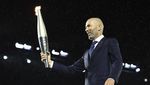 Foto Operan Zinedine Zidane ke Rafael Nadal